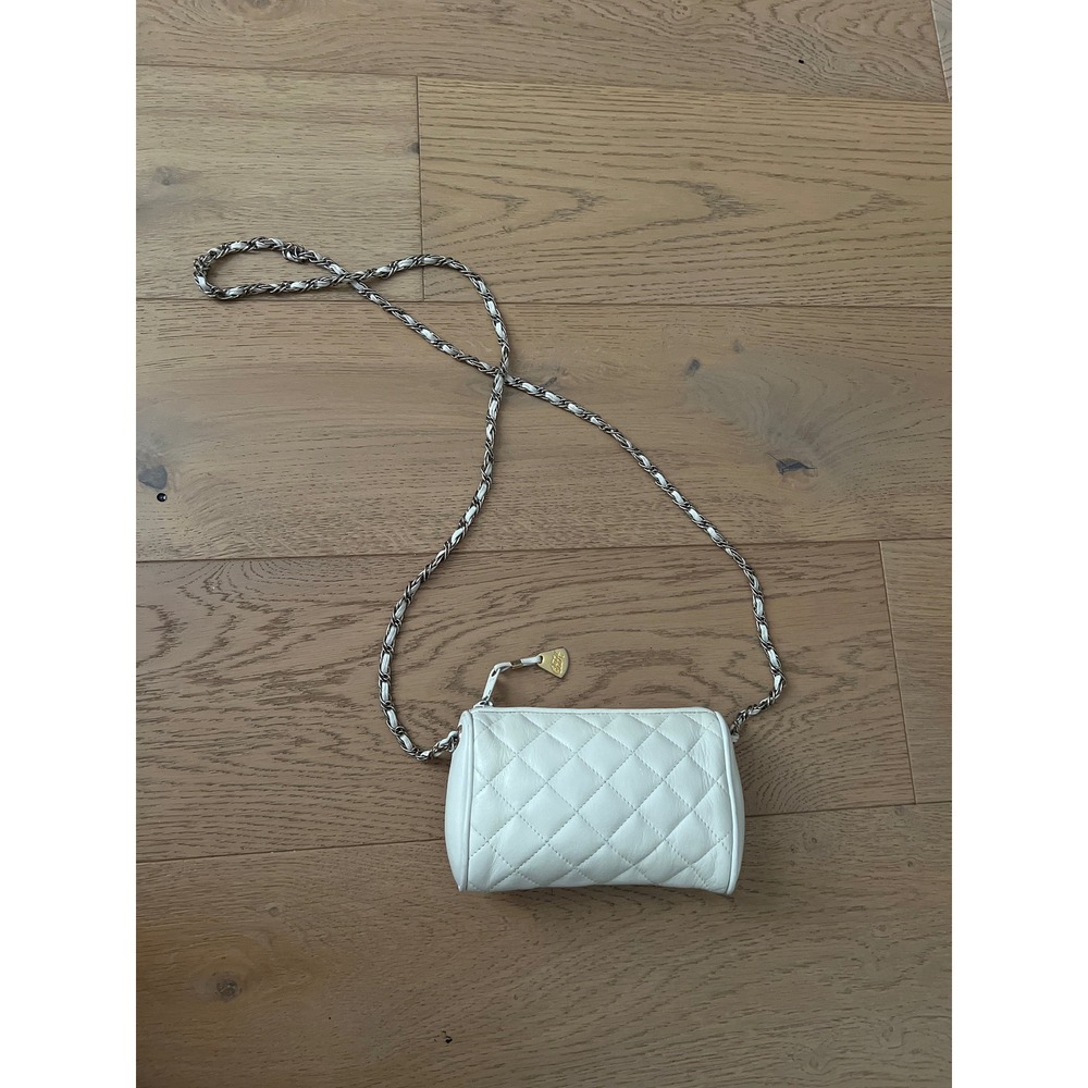 1980's off white quilted matelasse Stitch Leather mini Handbag long chain handle